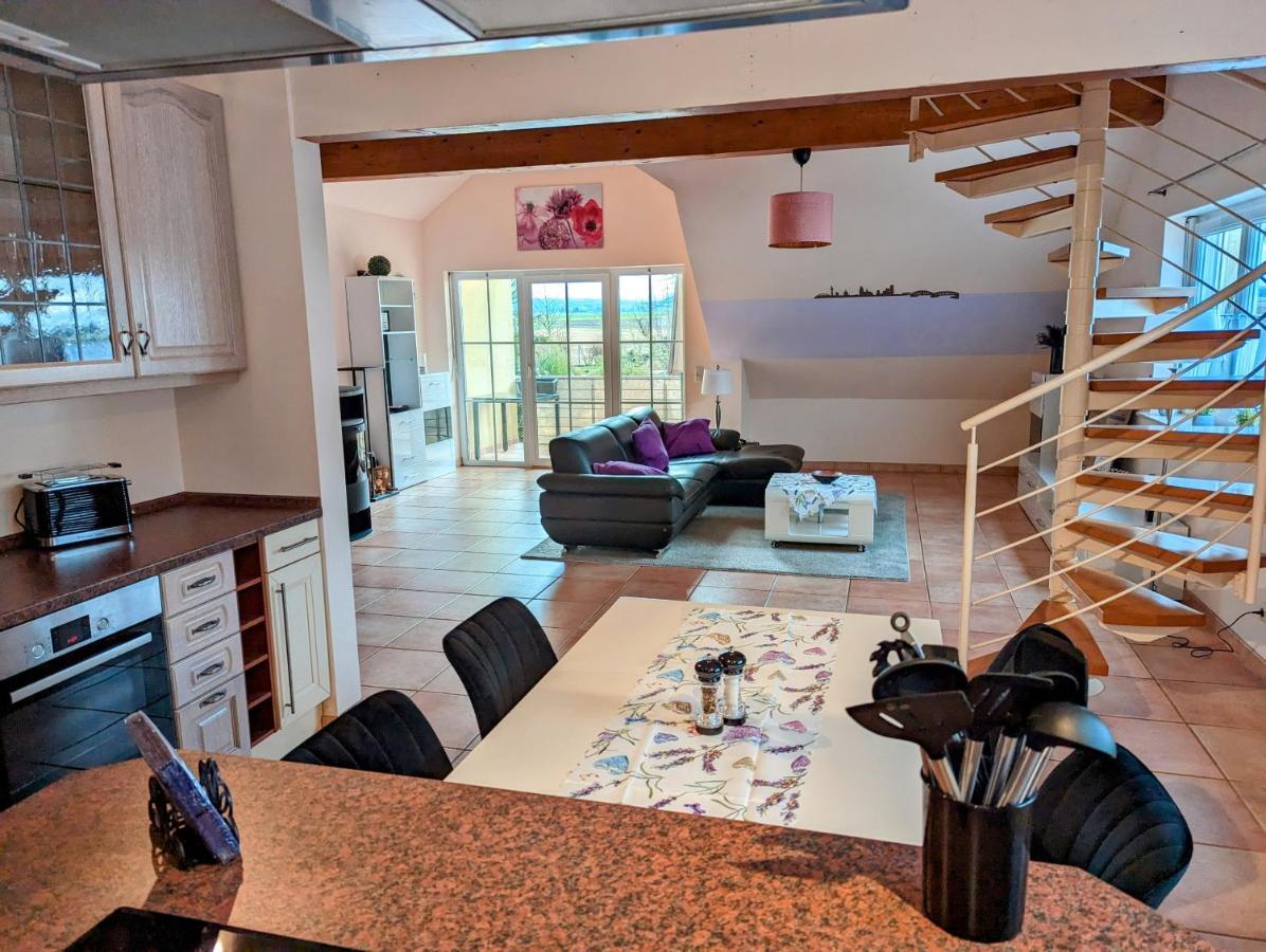 Grosse Schoenheit Mit Panoramablick Euskirchen Dış mekan fotoğraf
