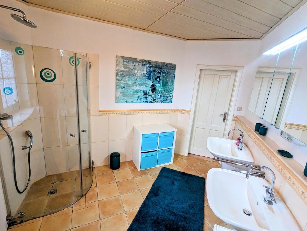 Grosse Schoenheit Mit Panoramablick Euskirchen Dış mekan fotoğraf