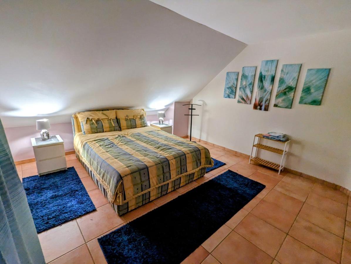 Grosse Schoenheit Mit Panoramablick Euskirchen Dış mekan fotoğraf